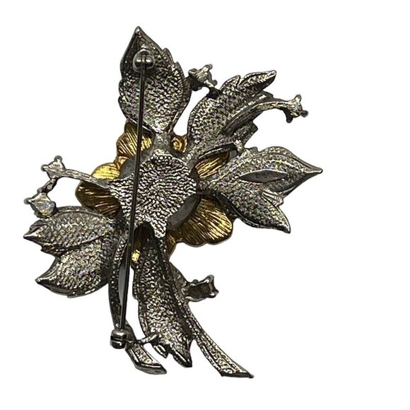 Vintage Avon Festive Floral Brooch Pin Faux Pearl Red Rhinestones - Picture 7 of 13